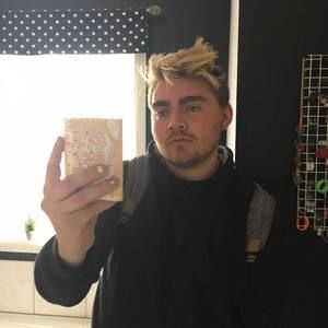 Meet your Posher, Tyler